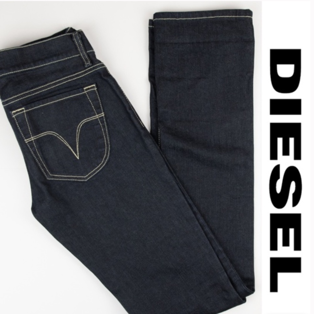 Diesel Liv 008AA Straight Jeans  Straight Leg